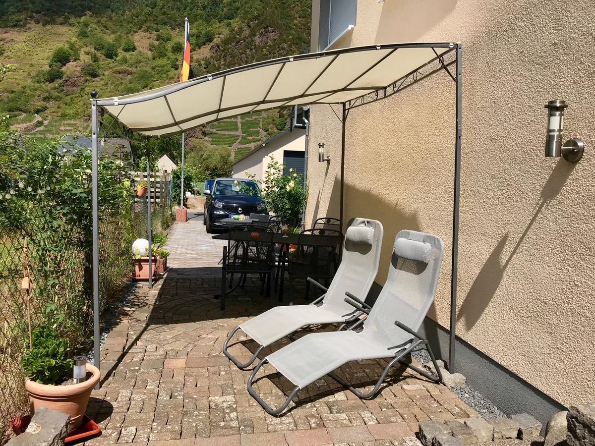 Residenz Moselzauber - Ferienwohnungen Mit Pool Landschaft Ernst Exterior photo